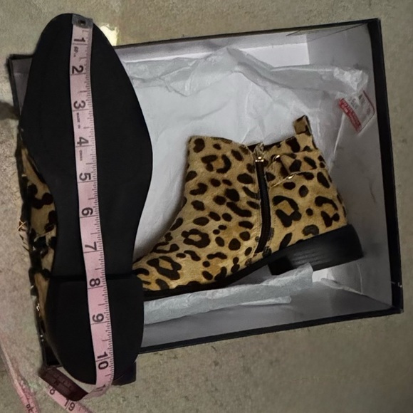 Leopard Booties - Picture 5 of 5
